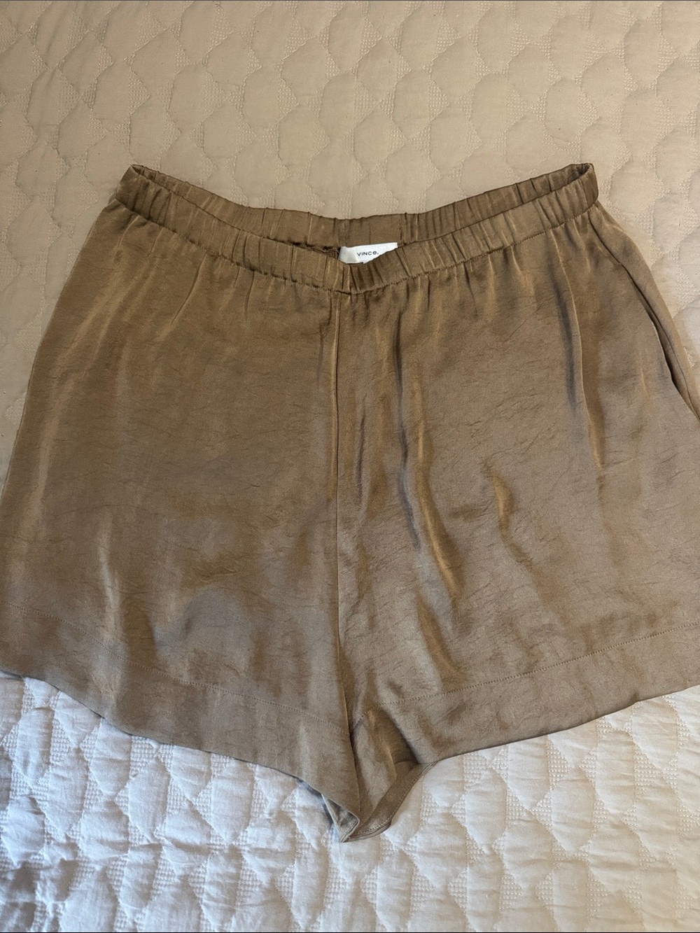 Vince Lightweight Tan Elastic Polyester Large Waist Shorts